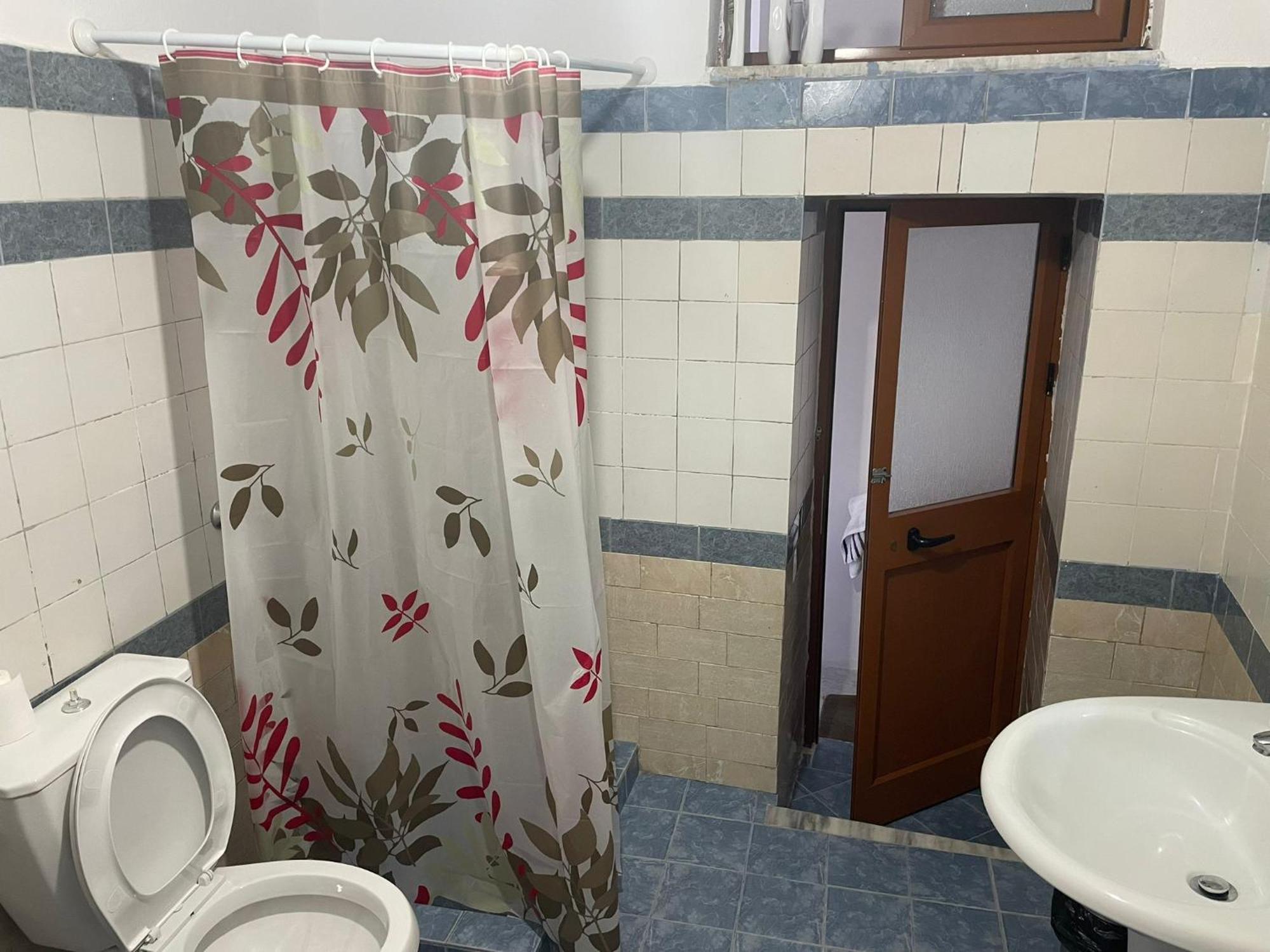 Xarba Hostel *