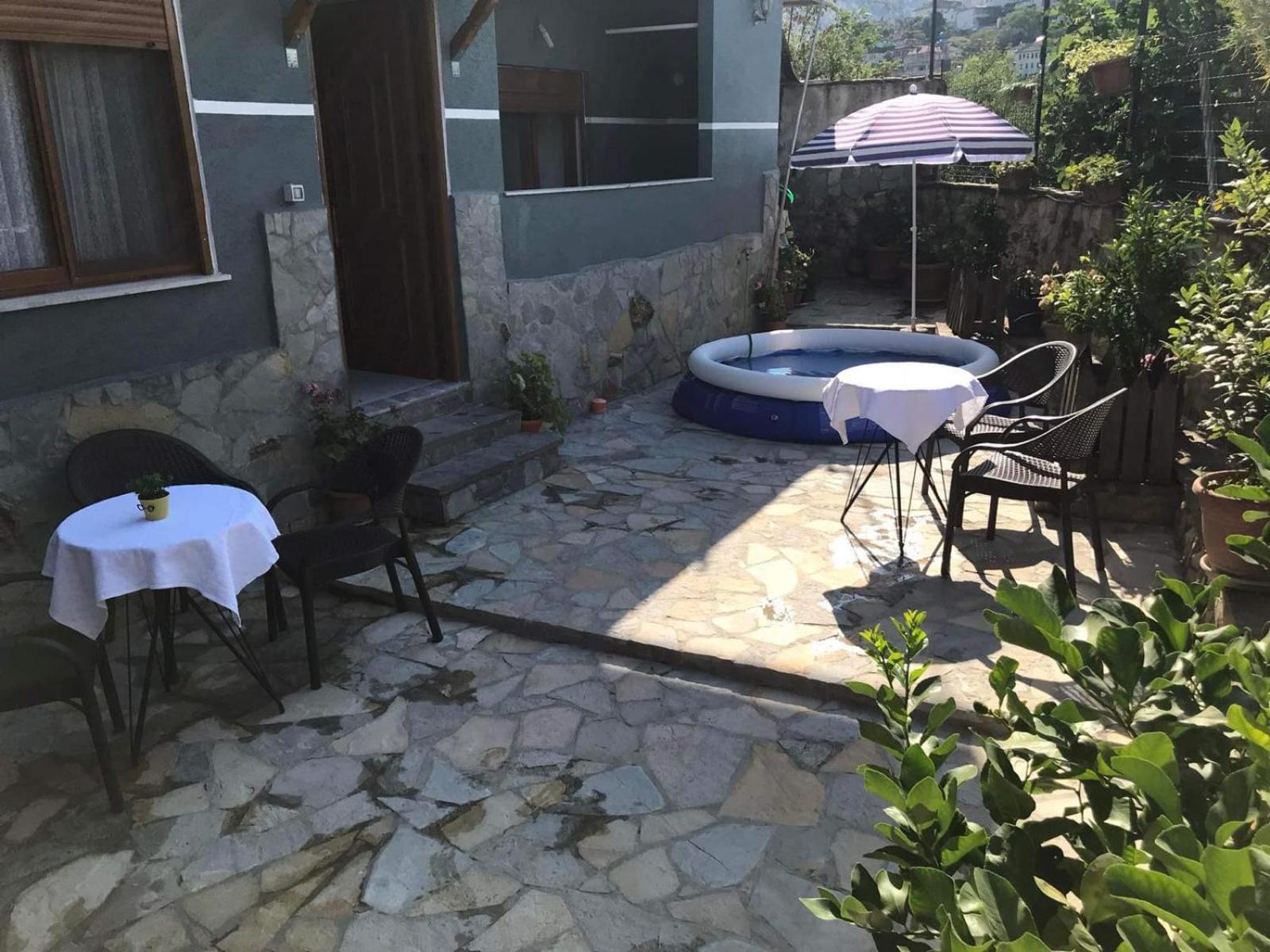 Xarba Hostel *